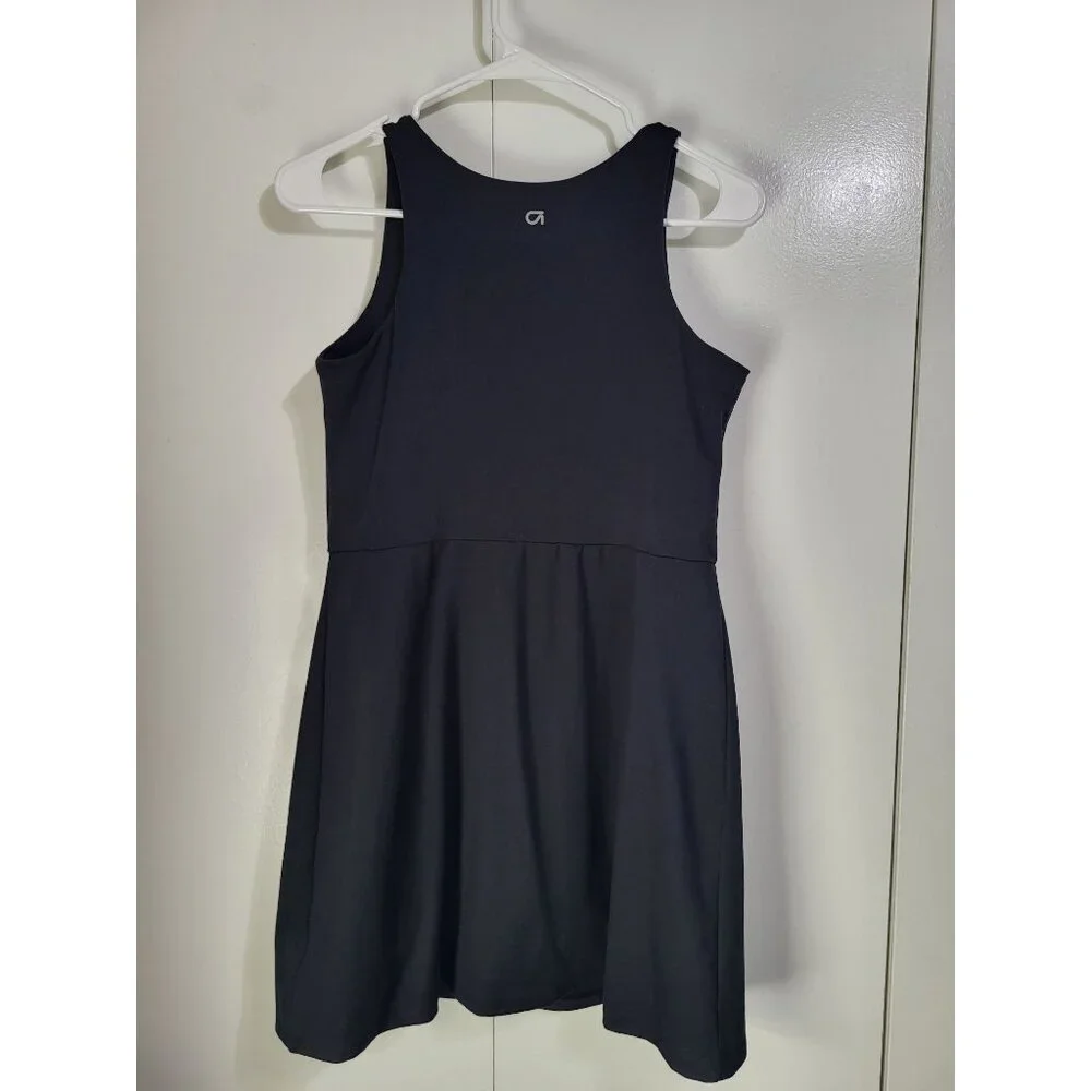 GapFit Womens SZ M Active Sleeveless Tank Dress Built In Shorts Tennis Fitness - Picture 3 of 10